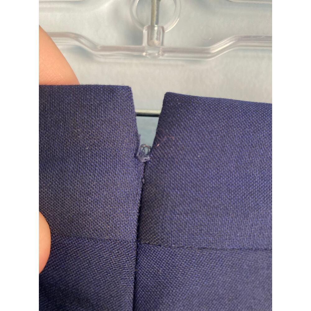 Classic Navy Chinos for Men - Picture 3 of 10